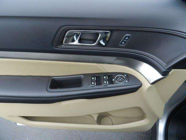 2016 Ford Explorer 4dr SUV